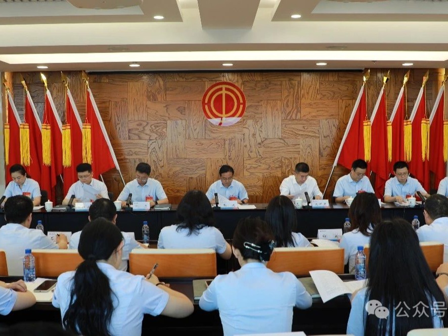 凝心聚力谋发展 奋力建功新时代——线上最火买球站_买球（中国）
召开第二次工会会员代表大会